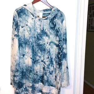 Lane Bryant Livi Active Blue and White Tie Dye Long Sleeve Hoodie NWT Size 14/16